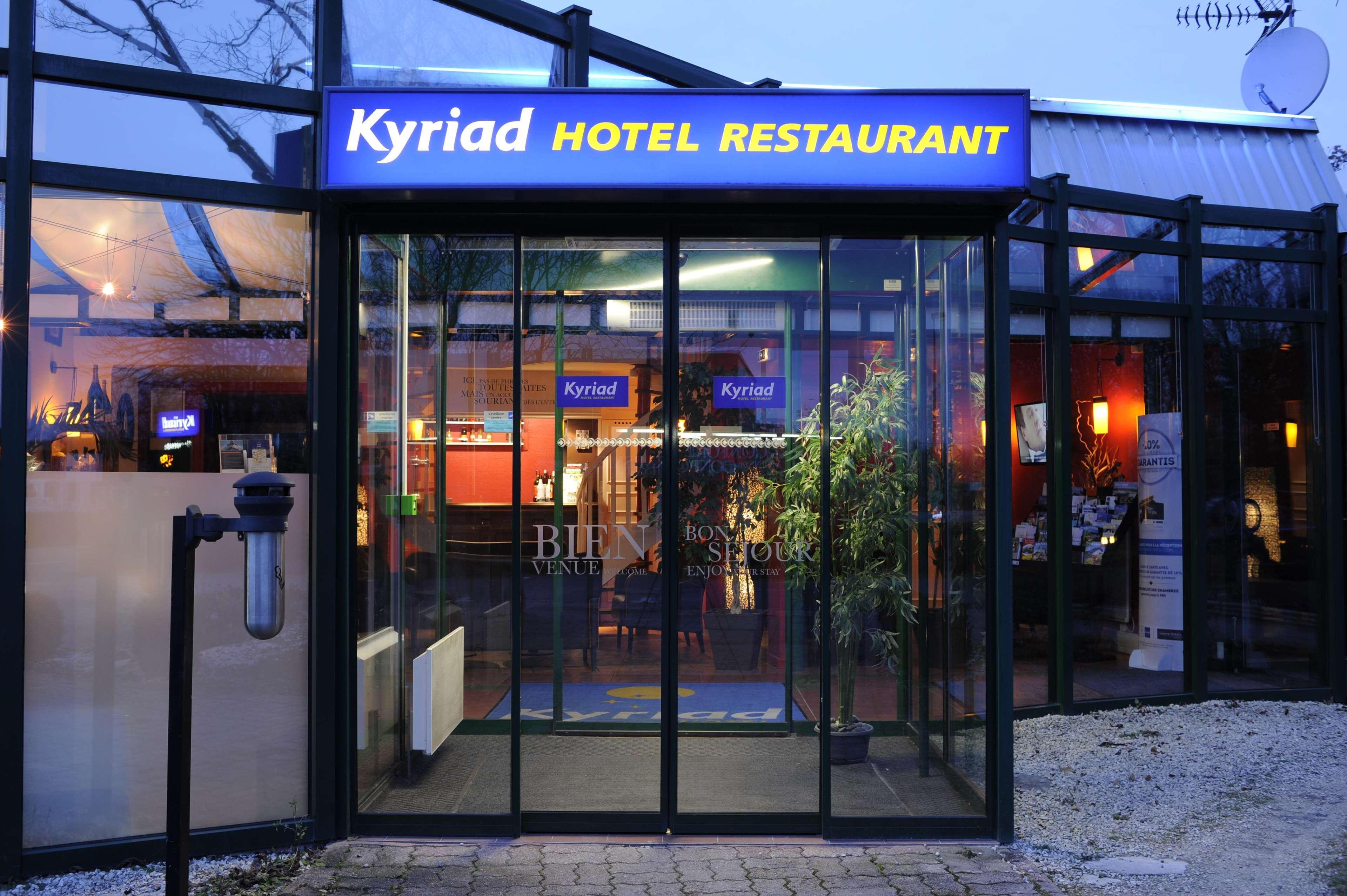 Kyriad Reims Est - Parc Expositions Экстерьер фото